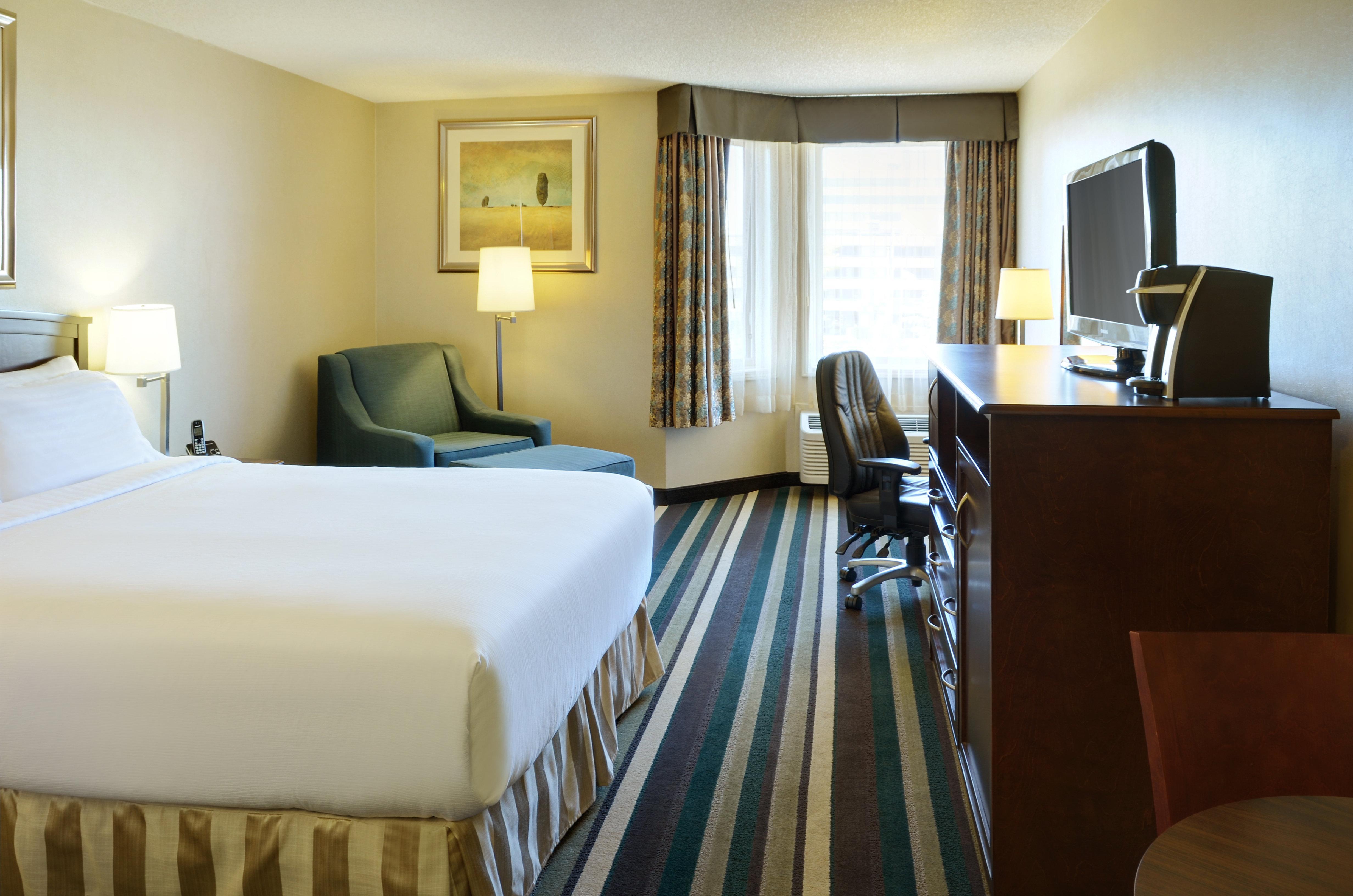 Holiday Inn Conference Centre Edmonton South By Ihg מראה חיצוני תמונה