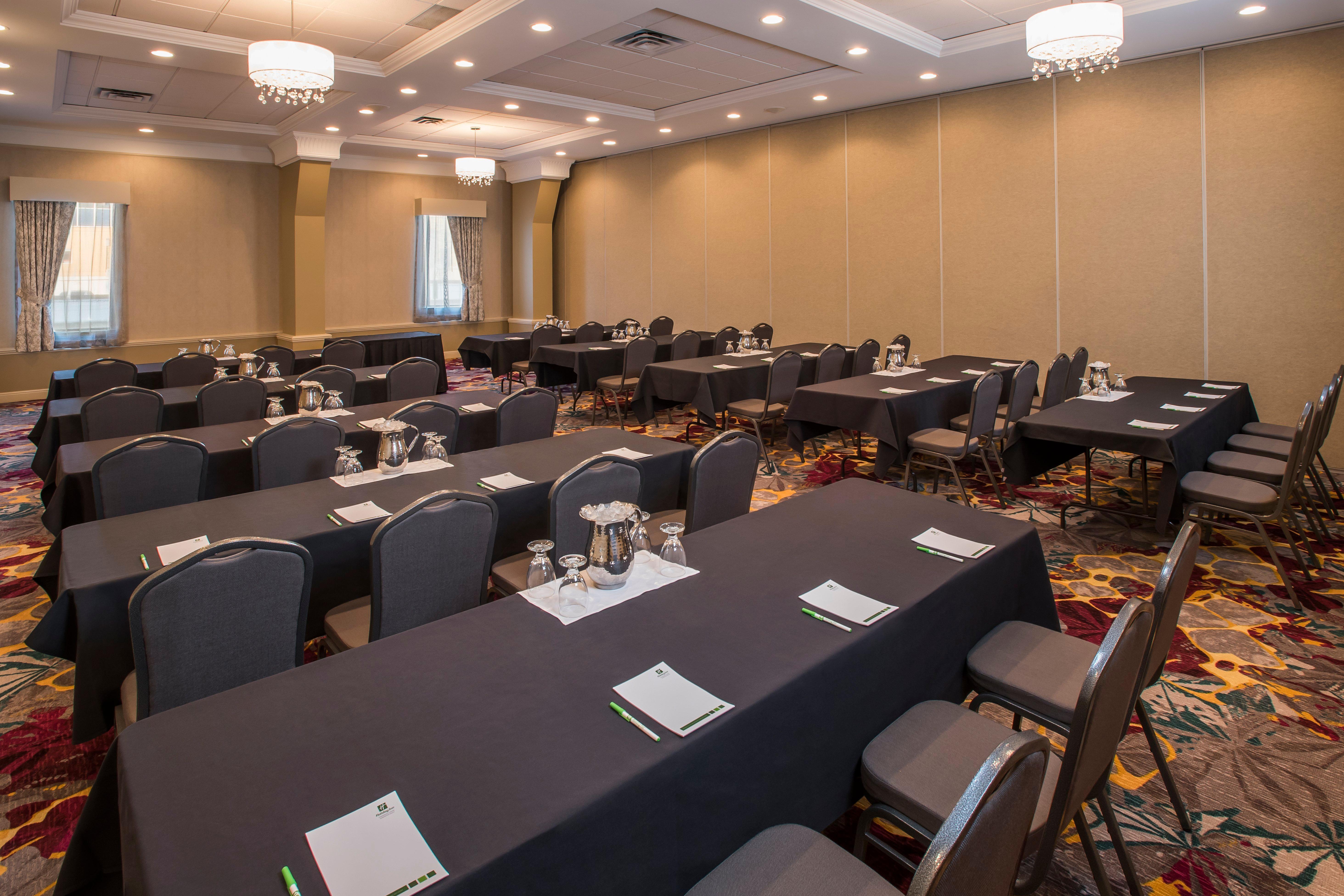 Holiday Inn Conference Centre Edmonton South By Ihg מראה חיצוני תמונה