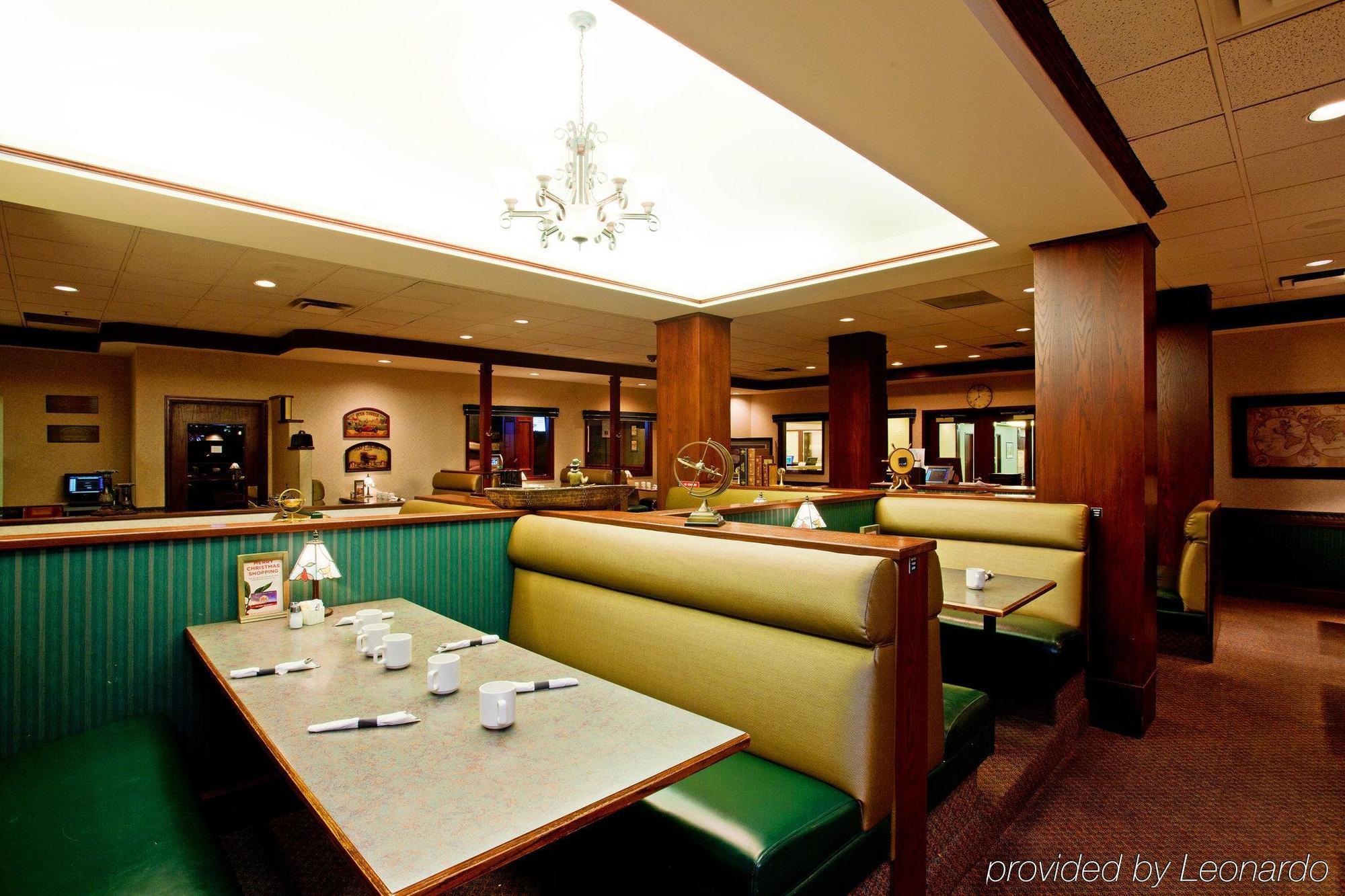 Holiday Inn Conference Centre Edmonton South By Ihg מסעדה תמונה