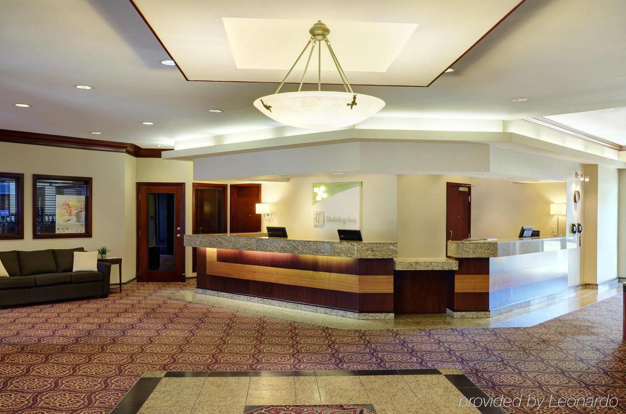 Holiday Inn Conference Centre Edmonton South By Ihg מראה חיצוני תמונה